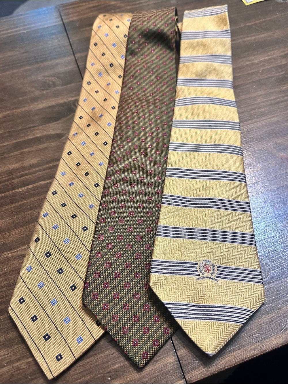Vintage Tommy Hilfiger Men’s 100% Silk Tie Set